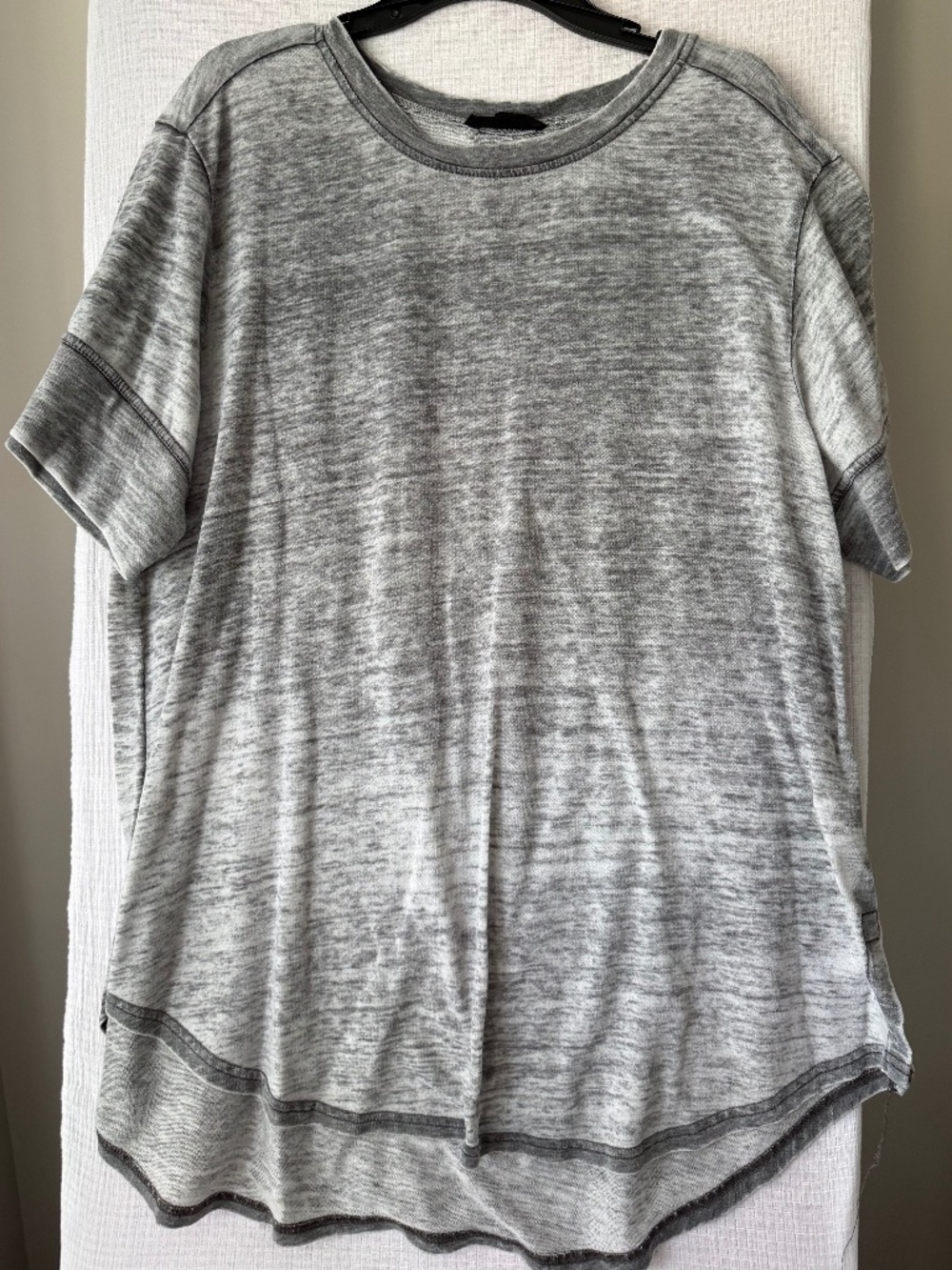 Jane + Delancey Heathered Black Scoop Neck SS Tee Scoop Neck Size 1x comfort